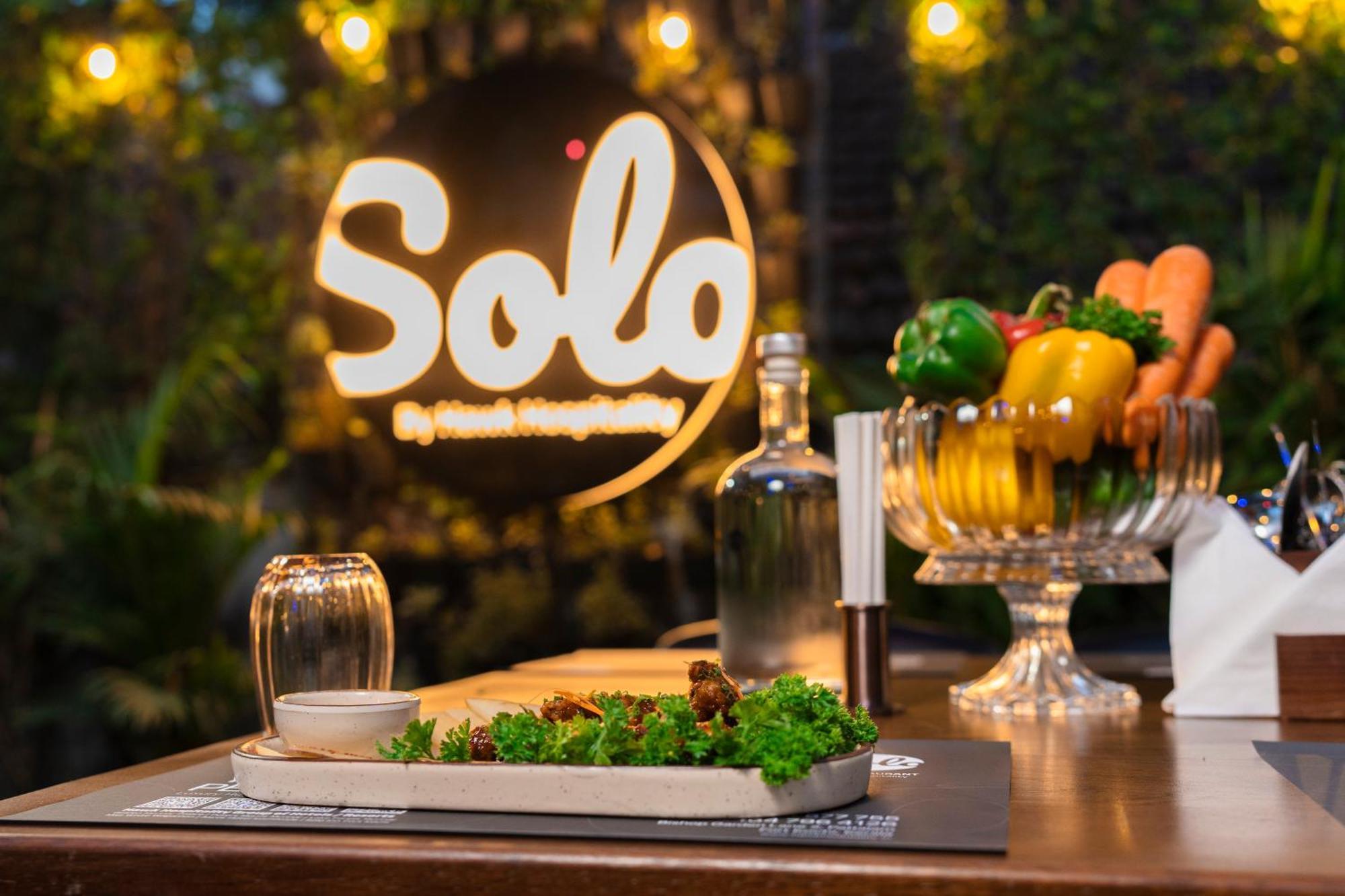 Solo Inn By Hawk Hospitality Kochi Exterior photo
