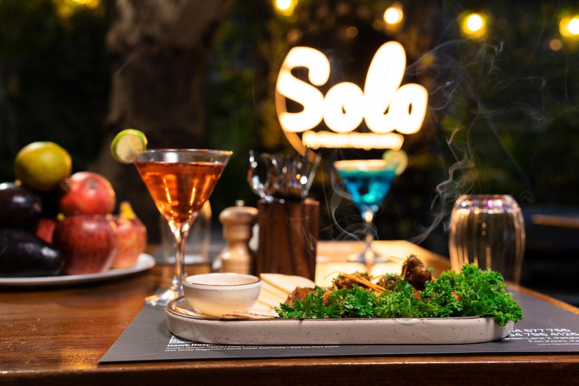 Solo Inn By Hawk Hospitality Kochi Exterior photo